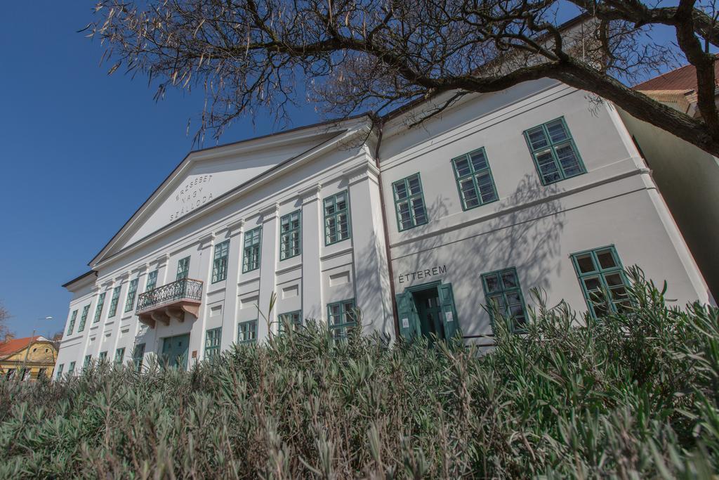 Erzsebet Nagy Szalloda Paks Exterior photo